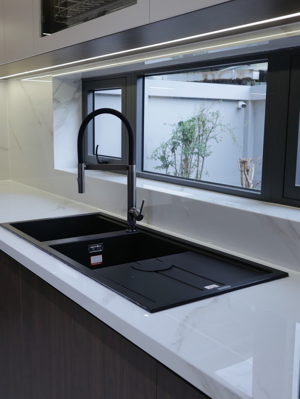 Villa sân vườn - Lê Việt Hải Anh